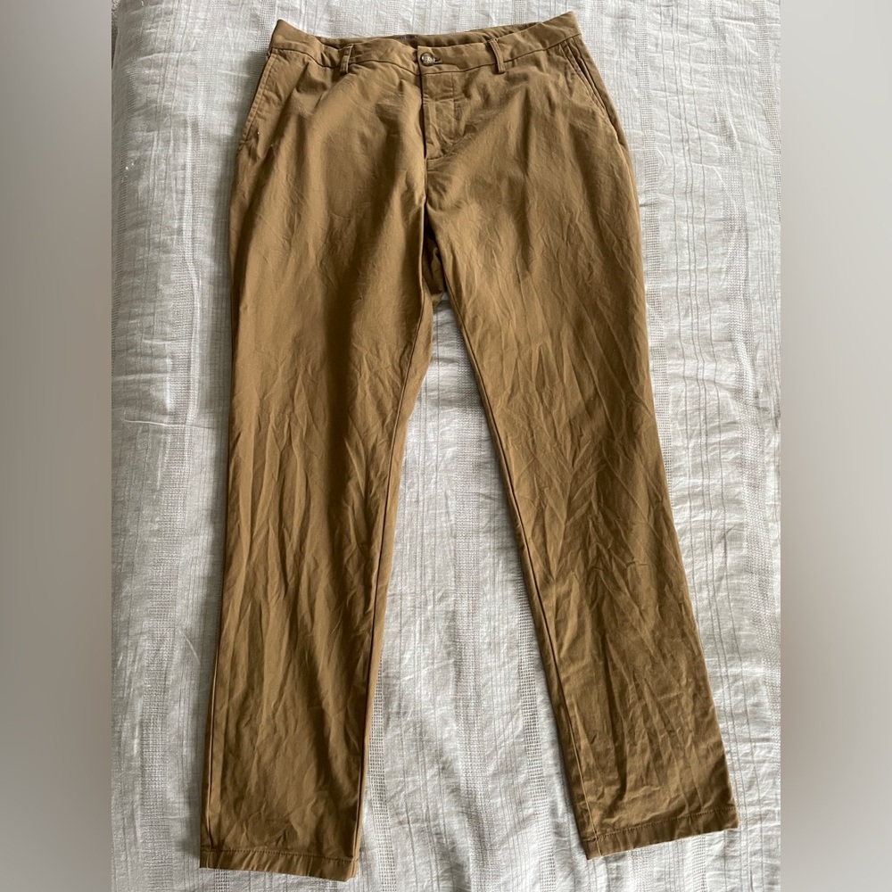 Old Navy Men’s Chino Pant